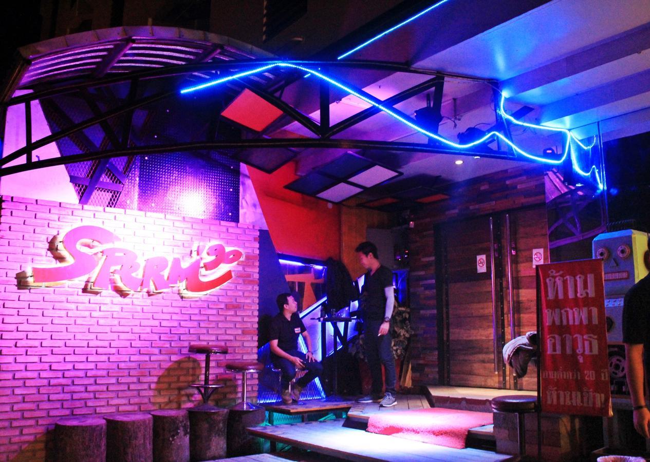 โรงแรมเรือนทิพย์ เชียงราย Ruean Tip Hotel Exteriér fotografie