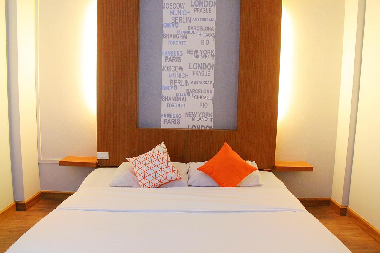 โรงแรมเรือนทิพย์ เชียงราย Ruean Tip Hotel Exteriér fotografie