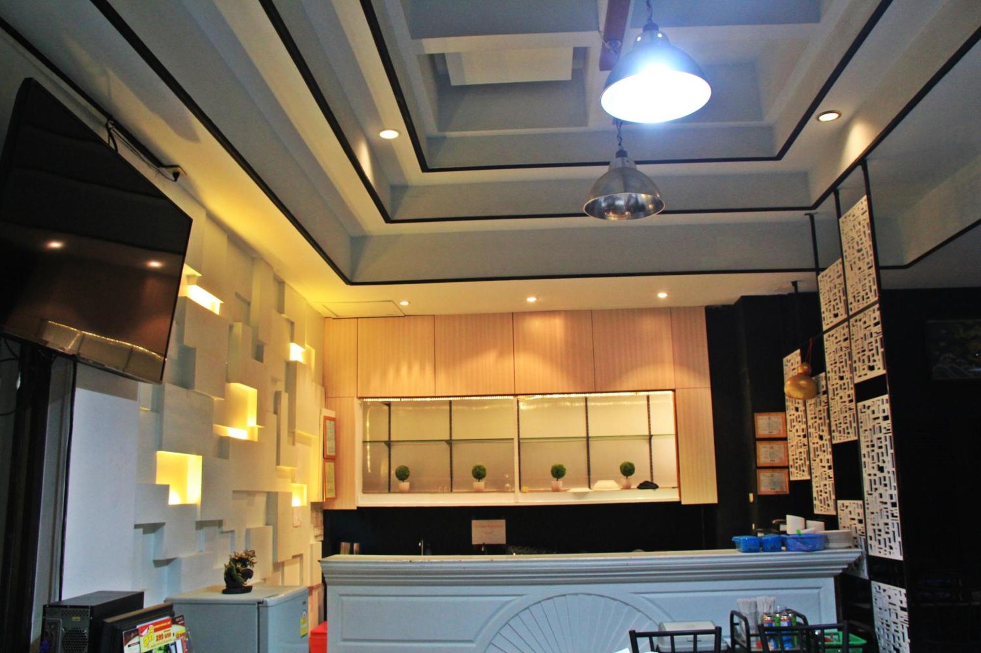 โรงแรมเรือนทิพย์ เชียงราย Ruean Tip Hotel Exteriér fotografie