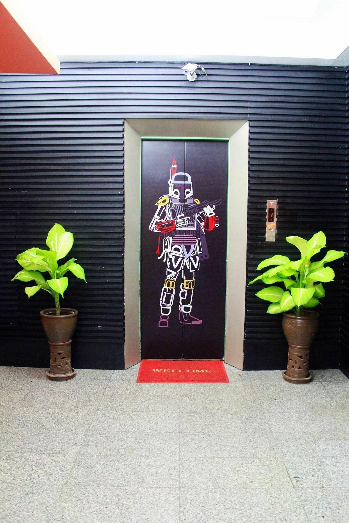 โรงแรมเรือนทิพย์ เชียงราย Ruean Tip Hotel Exteriér fotografie